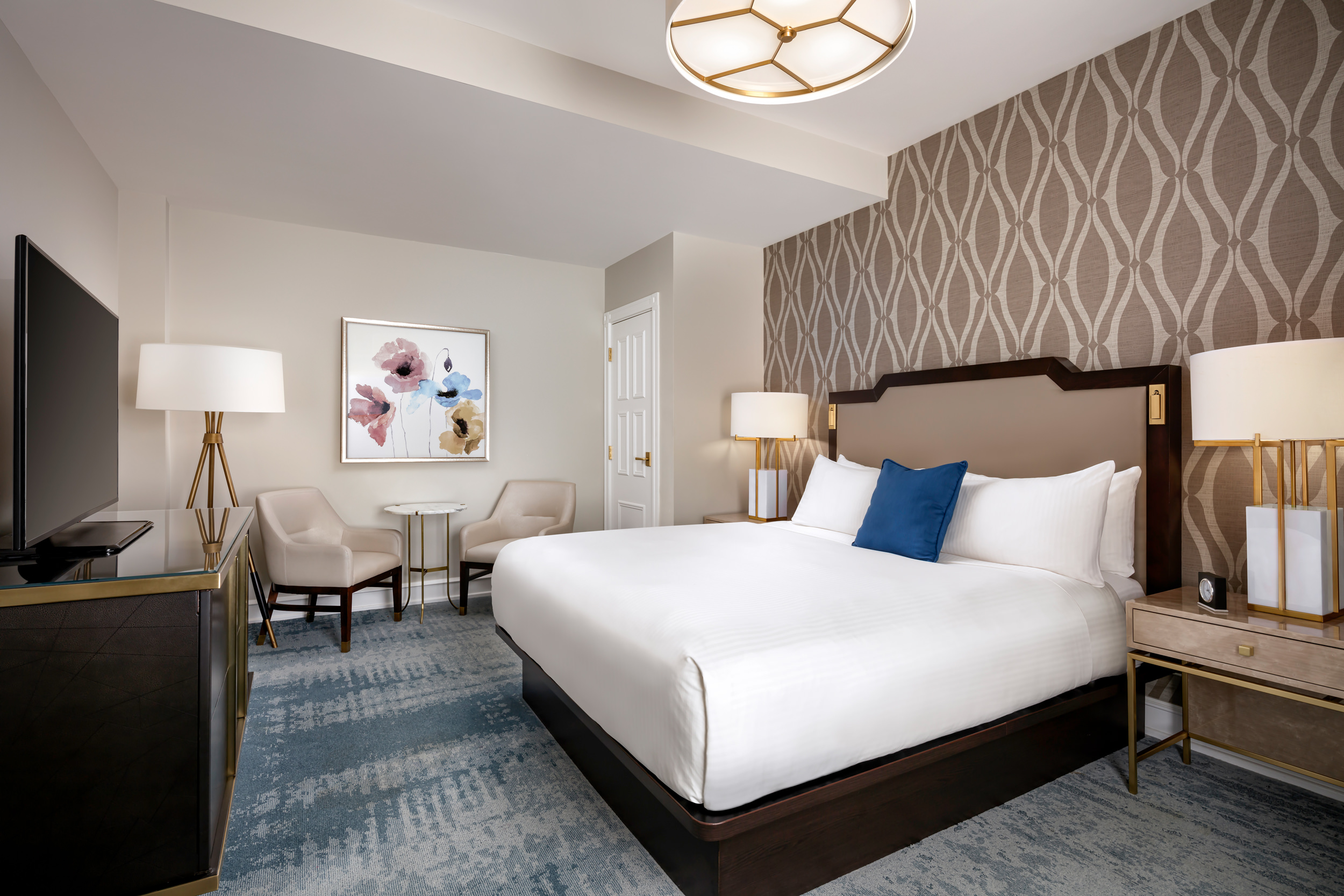 Royal Pattern Non-Woven Designer Wallpaper, for Home and Hotel